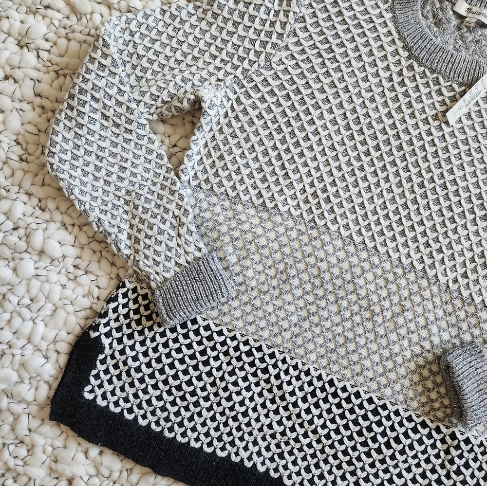 Madewell Gray & Cream Textured Crewneck Sweater - Picture 3 of 5